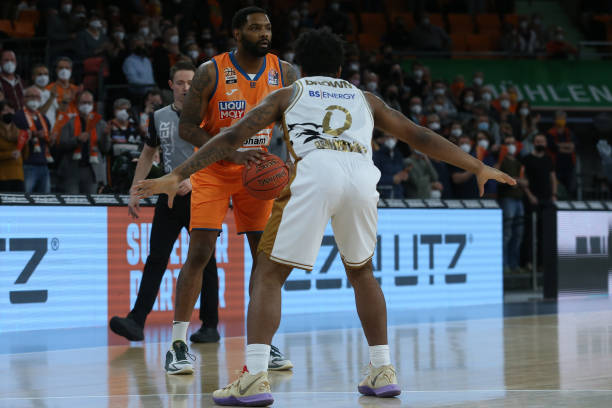 不仅仅是两 不仅仅是两