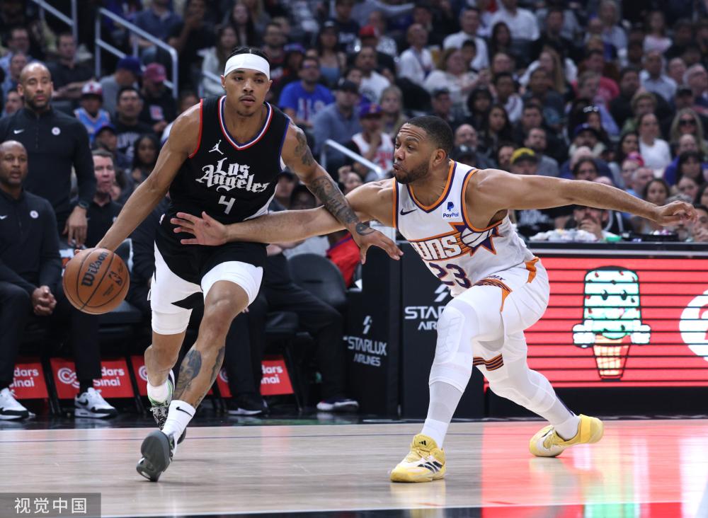 加剧了他在 加剧了他在